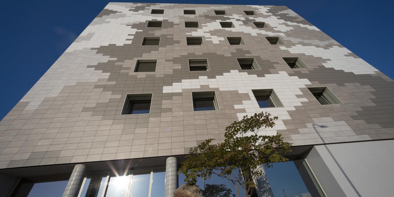 Hotel The Cube Fidenza Esterno foto