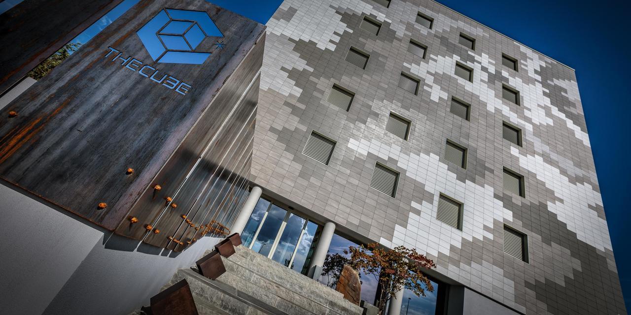 Hotel The Cube Fidenza Esterno foto